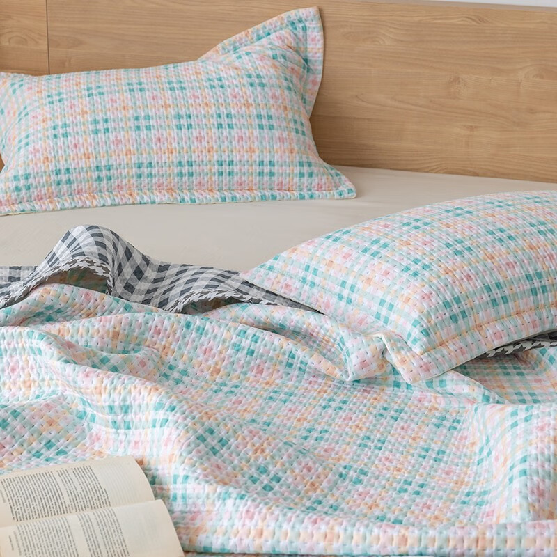 無印良品“棋牌格”空调被-1.5M高清大图