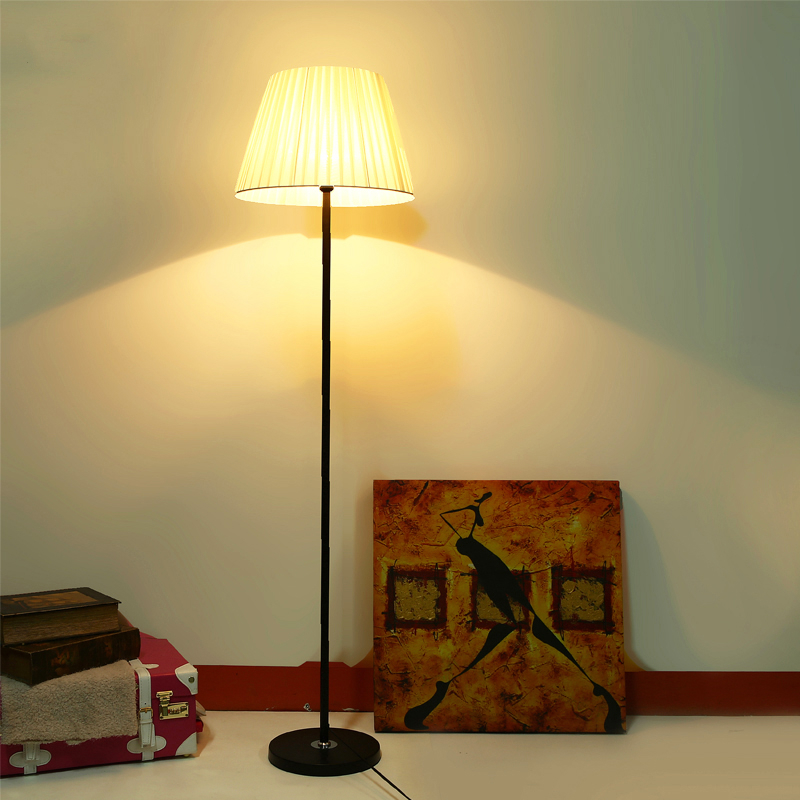 闪电客现代简约创意卧室床头装饰遥控led落地调光台灯客厅书房参数