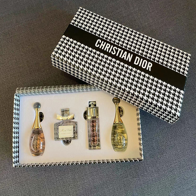 闺蜜老婆礼品]dior香水小样4件套5ml装 真我浓香 甜心小姐 魅惑淡香