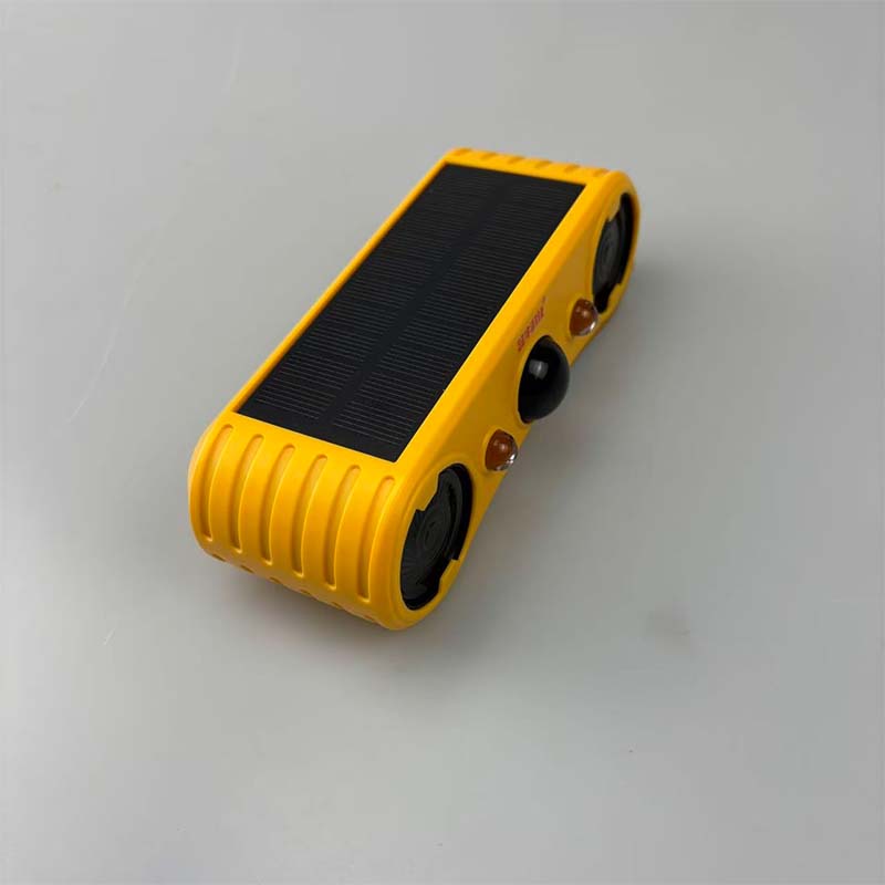跃牛科技 太阳能动物驱赶器 YN-QGQ01 个高清大图