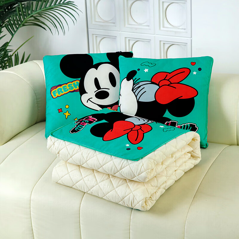 迪士尼(Disney) 魔法之吻抱枕被 多功能三合一抱枕被40×40cm