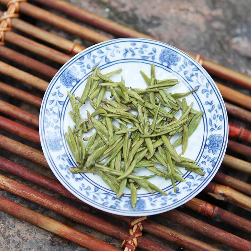 明芽雀舌绿茶四川蒲江明前翠芽春茶高山茶银尊礼盒装252g