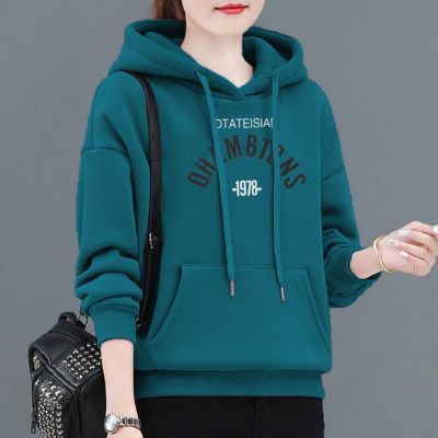 加绒加厚卫衣女冬季保暖衫连帽减龄印花妈妈装显瘦宽松百搭上衣_1_372 2XL建议135-145斤 685#绿色【棉质连帽薄款】