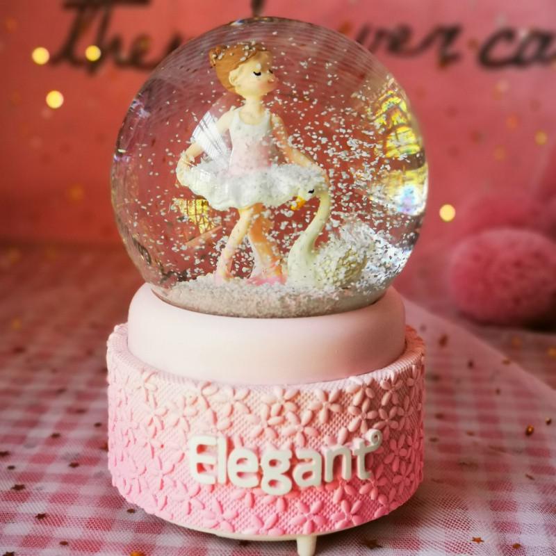 飘雪花水晶球音乐盒摆件送男女朋友小孩子儿童生日新年小礼品 三维工匠 铃铛凯蒂猫+音乐+彩灯中号高清大图