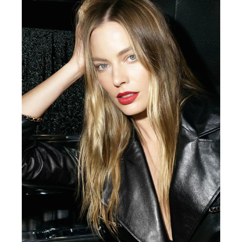 香奈儿(CHANEL)魅力丝绒唇膏00:00富贵花复古红 限定创作 白昼之夜图片