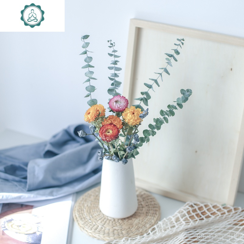 封后 Fenghou 花瓶 花艺云南玫瑰尤加利干花真花花束满天星装饰家居客厅摆设风干永生花束封后混色玫瑰尤加 圆白 瓶花瓣 价格图片品牌报价 苏宁易购杰伦家居专营店