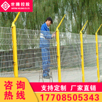 双边丝护栏网足球场铁丝网防护网室外围栏围墙养殖隔离网栅栏装饰
