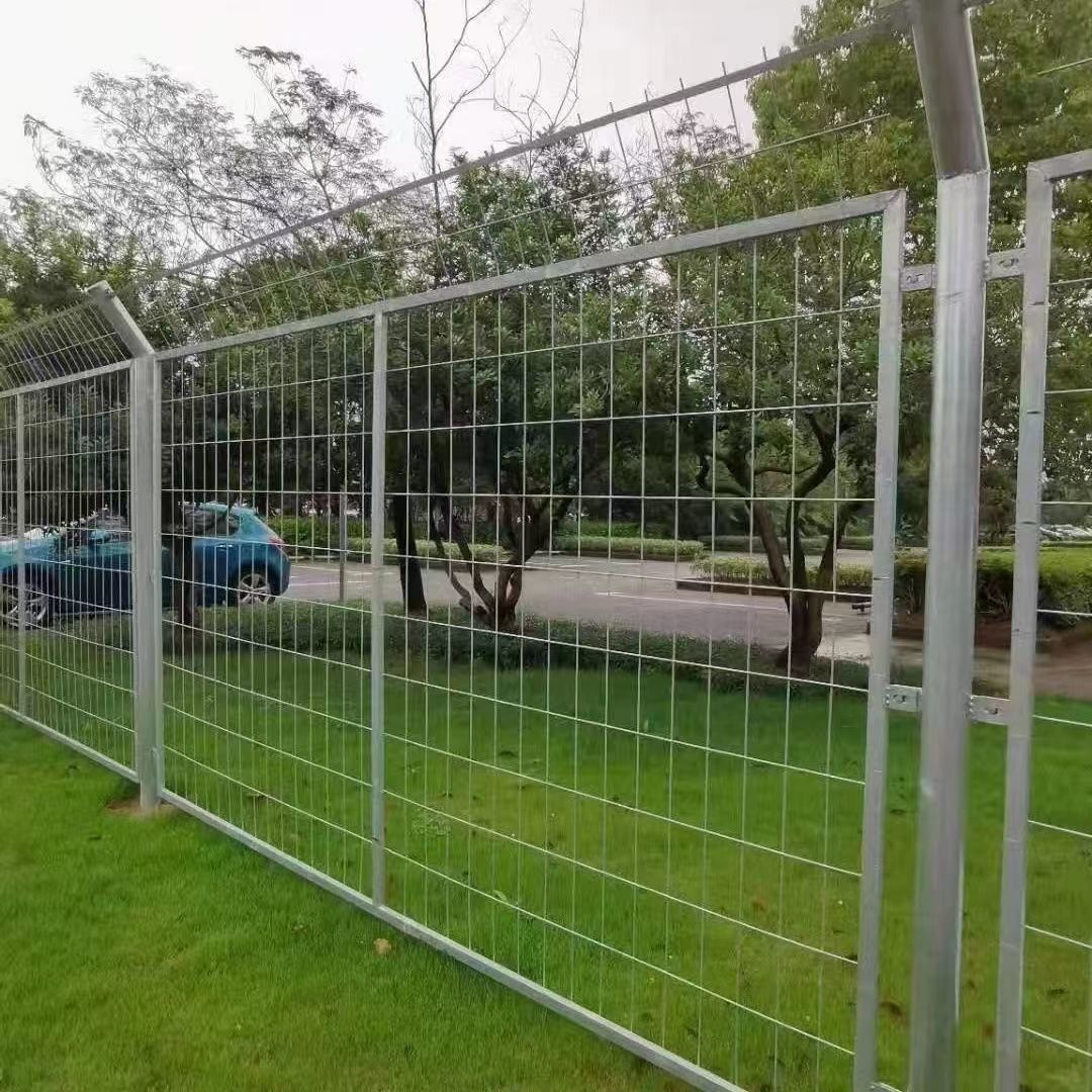 湘鹏锐 镀锌栏杆防护网片 2740*1784mm 套高清大图