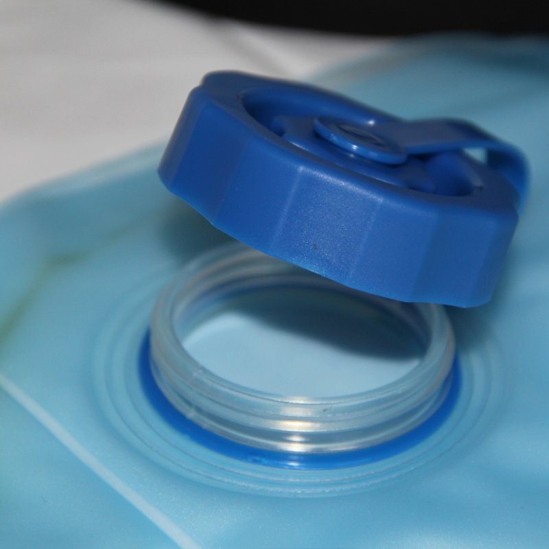 饮水器