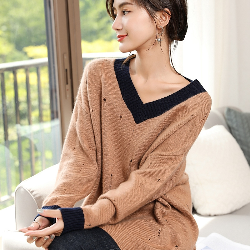 毛衣女秋冬针织打底18新款女装加厚大V领宽松挑洞提花羊绒衫
