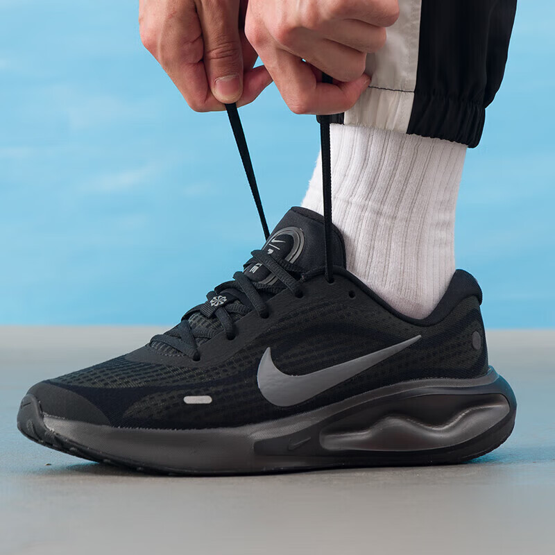 耐克（NIKE） 男鞋新款运动鞋JOURNEY RUN健身训练缓震耐磨透气跑步鞋FN0228-009 ZP高清大图
