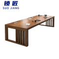 锁匠木质长桌