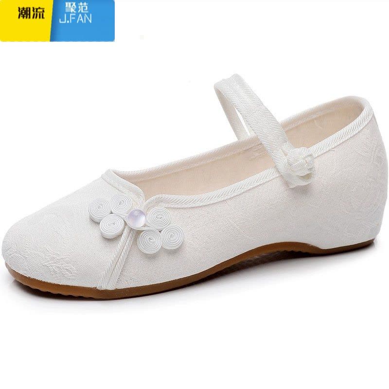 聚范新款老北京布鞋坡跟禅意低跟绣花鞋搭配纱裙旗袍茶艺师单鞋女图片