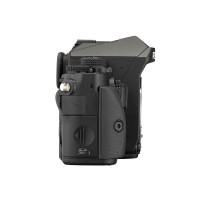 宾得(PENTAX) 单反系列 KP 单机身 2432万像素 5轴5级机身防抖 高端小型单反相机 黑色