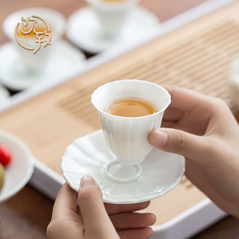 白瓷瓜瓣杯 饮致青白瓷主人杯功夫茶杯陶瓷品茗杯小号单杯女杯垫个人杯子茶道