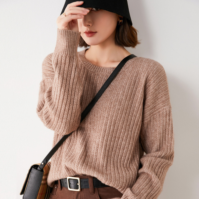 rosuya21秋冬新款圆领坑条小波纹加厚毛衣韩版宽松针织衫落肩袖外穿
