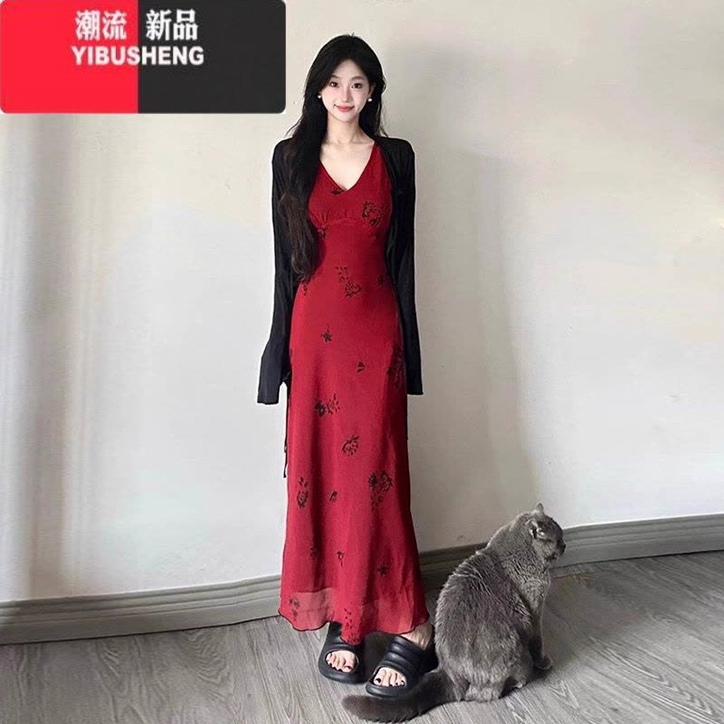 YIBUSHENG红色v领吊带碎花连衣裙子女季2024新款收腰修身包臀裙背心长裙图片