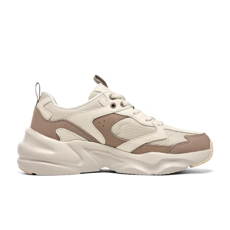 斯凯奇女款休闲熊猫鞋117365/NAT-10双高清大图