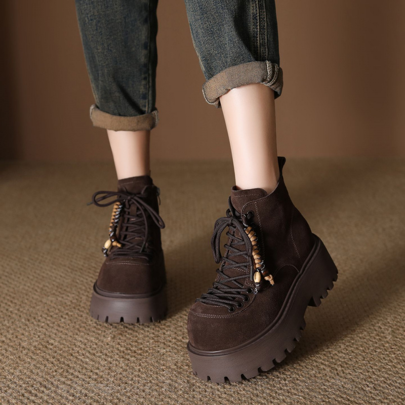 头层牛皮女皮靴复古风秋冬新款马丁靴厚底防滑舒适百搭短靴