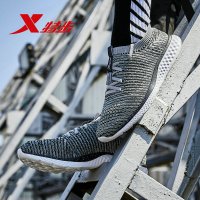 特步(Xtep)2018新款男子轻便减震运动鞋男飞织袜套网面跑步鞋982119119168