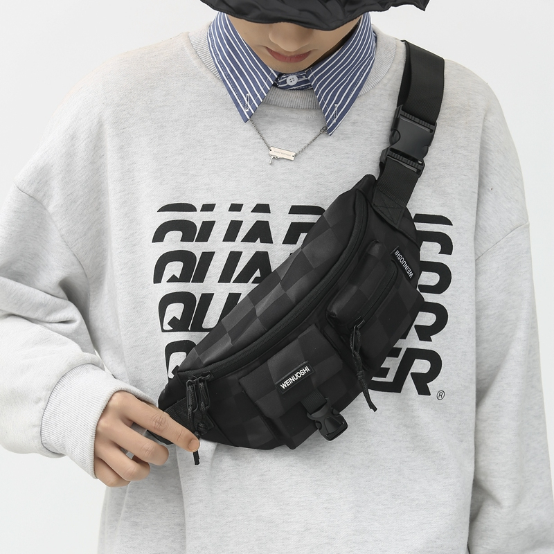胸包男棋盘格潮牌小包包斜挎包休闲潮流男生单肩背包运动手机腰包