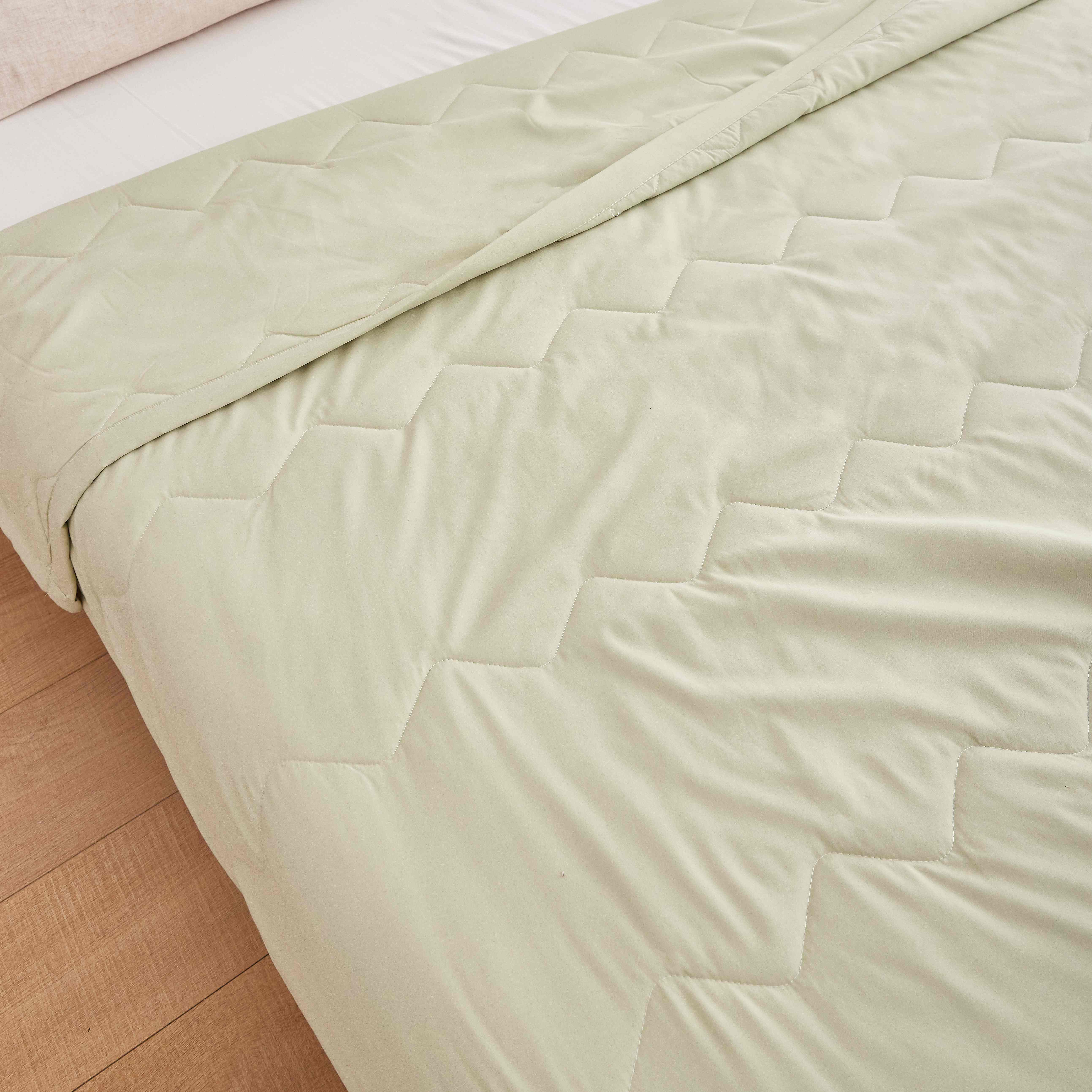 (顺丰发货)洁丽雅洁丽雅 风眠轻语抗菌沁凉被CP1222(180*200cm)高清大图