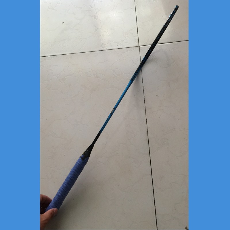 精制羽毛球拍