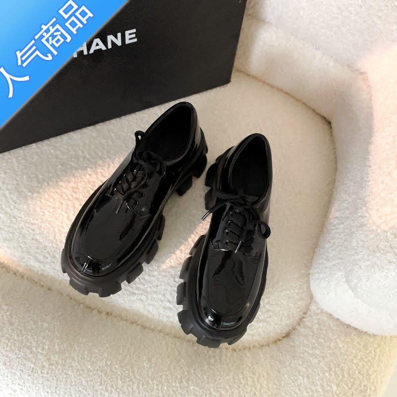 SUNTEK厚底松糕鞋刘雯同款2022内增高小码小皮鞋女英伦风漆皮乐福鞋单鞋图片