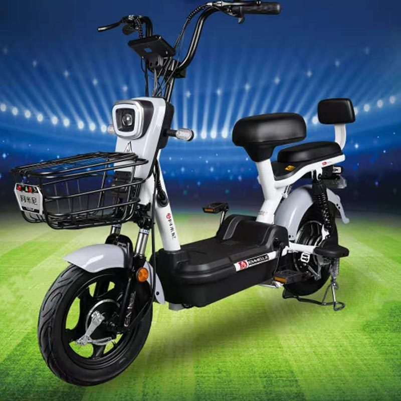 阿米尼emmelle电动车放肆激情与你同行