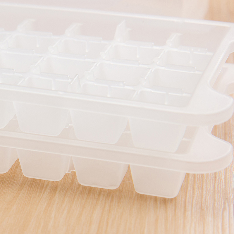 欧润哲 冰粒盒 制冰盒冻冰块模具洋酒冰箱冷饮造冰神器食用冰粒冰格