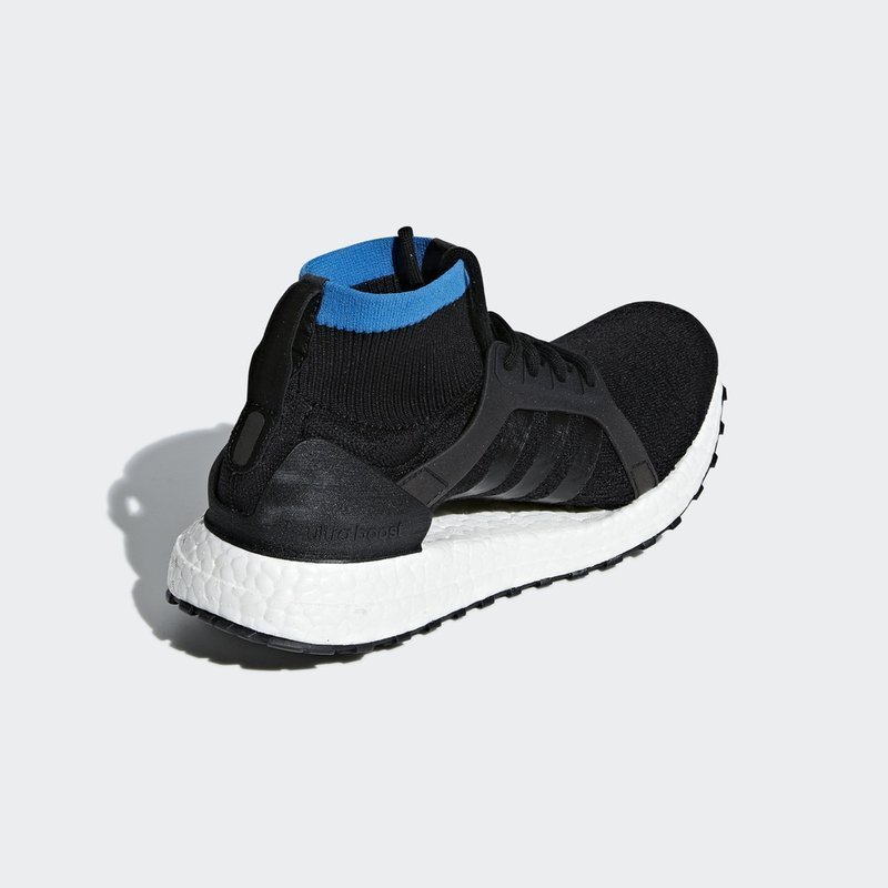 阿迪达斯adidas秋冬新款女子UltraBoost跑步鞋BB6519