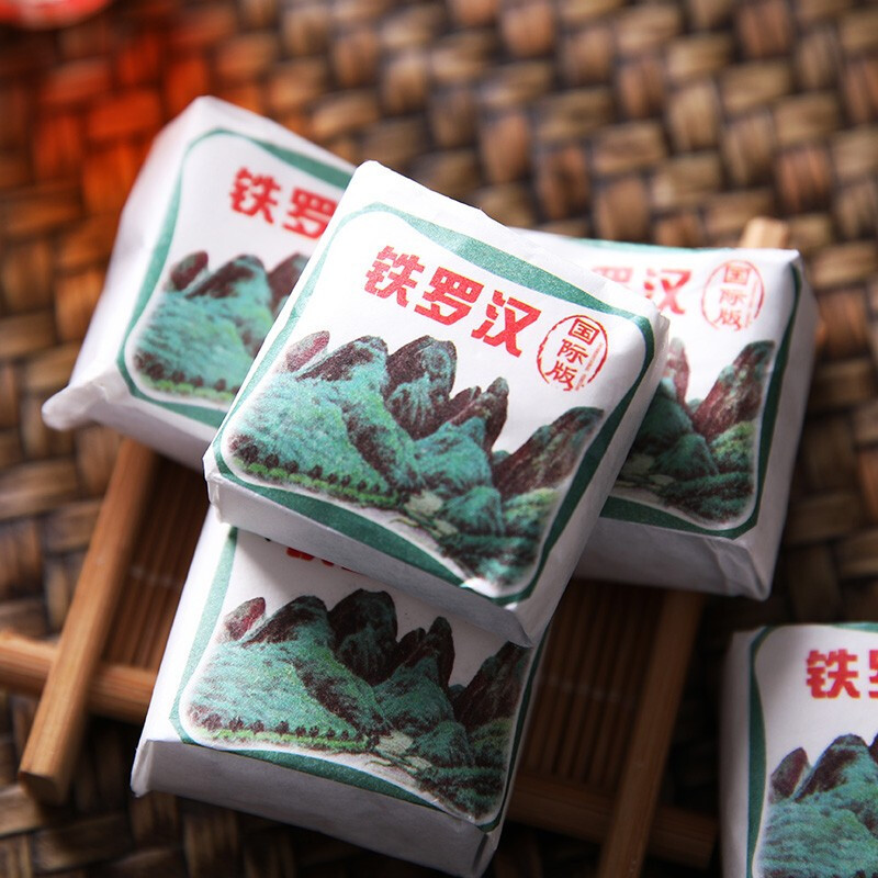 中茶牌茶叶 海堤乌龙茶 2020年铁罗汉国际版八年陈茶足火一级岩茶 单盒装 60克