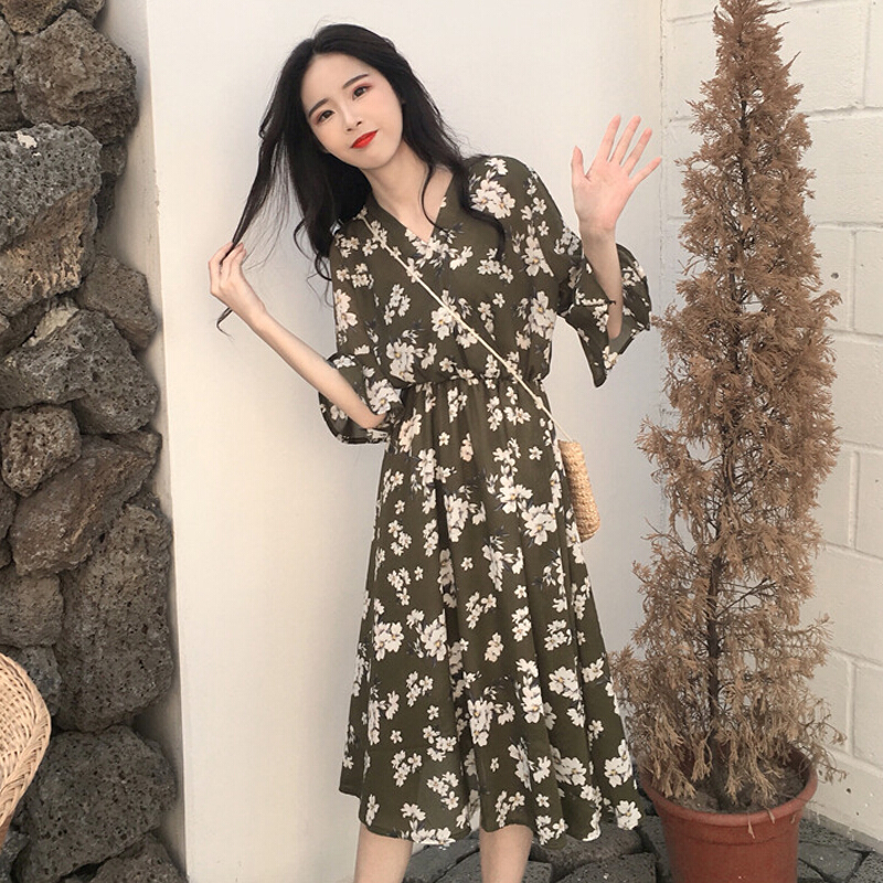 夏装女装2018新款韩版小清新气质碎花v领中长款短袖雪纺连衣裙潮黑色均码
