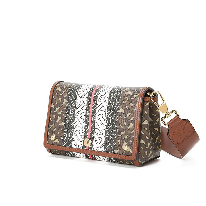 预订 BURBERRY 博柏利 NOTE小号TB标识TB LOGO织物口盖包 单肩包 斜挎包 8033386金扣