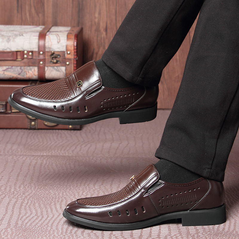 新款凉鞋男士真皮夏季防滑凉皮鞋中老年爸爸皮凉鞋休闲软底镂空洞洞鞋
