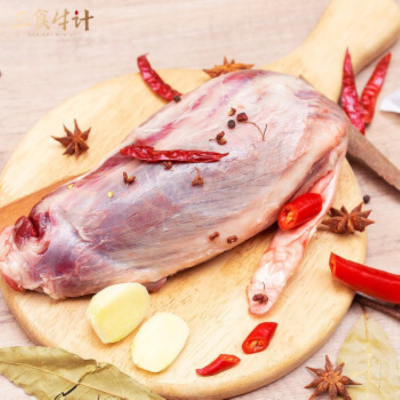 爱上星鲜 三食牛计 牛腱子1000g(500g*2) 前牛腱肉 原切排酸 秘制鲜牛肉 急冻锁鲜不注水不注胶