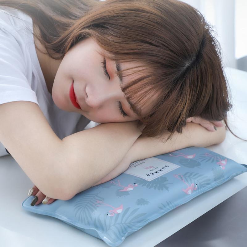 免注水冰枕冰垫学生夏天午睡水枕头儿童成人降温夏季凝胶加厚凉枕 粉色猪嘴