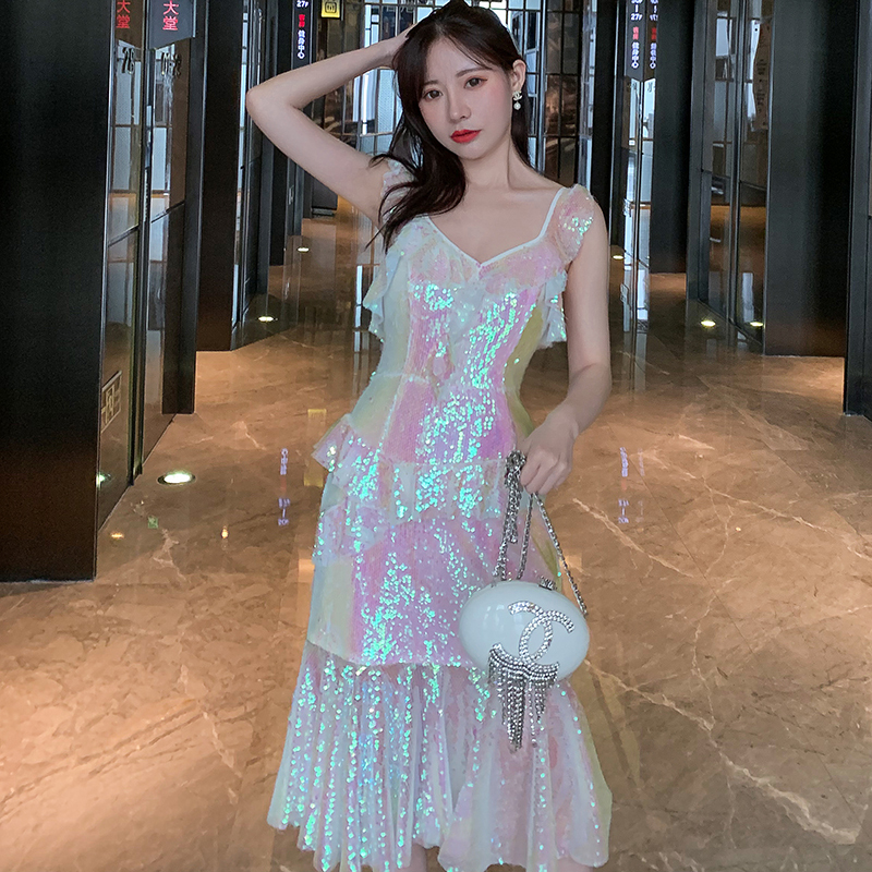 裙子女2019新款人鱼姬亮片V领高腰荷叶边鱼尾吊带连衣裙
