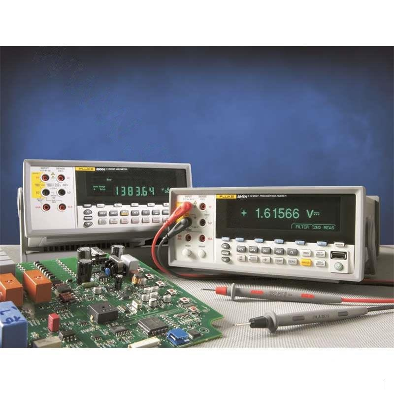 福禄克 Fluke FLUKE-8808A FLUKE 8808A 五位半台式数字万用表(包装数量 1台).