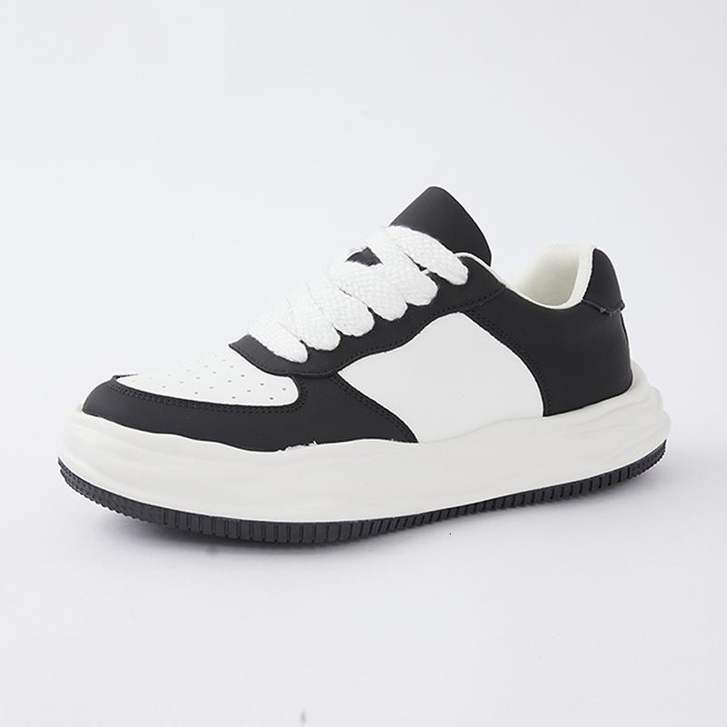 [1件5折价:149.5]美特斯邦威女厚底休闲鞋