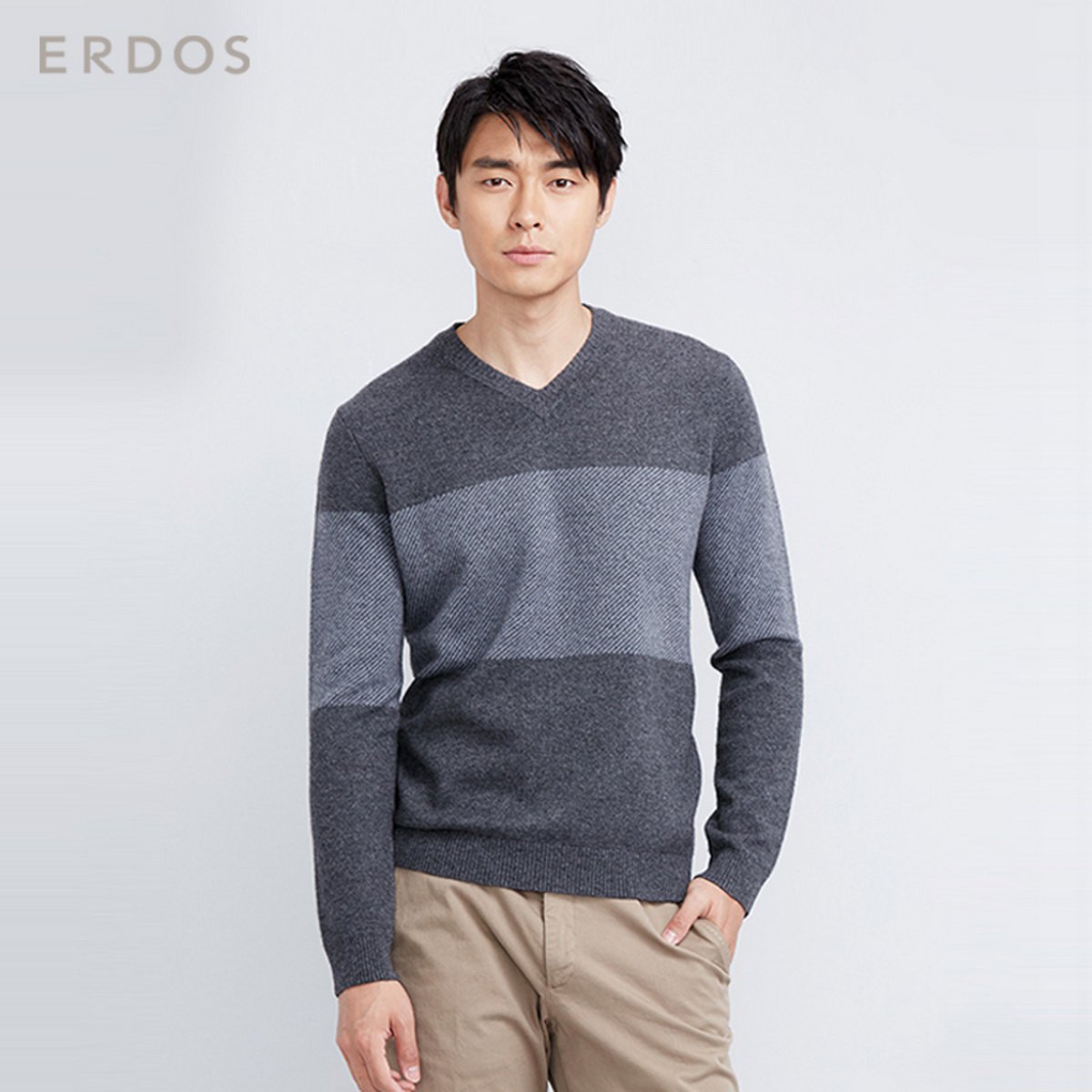 鄂尔多斯erdos 秋冬v领虚提加厚羊绒衫拼色休闲纯羊绒男士毛衣 参数