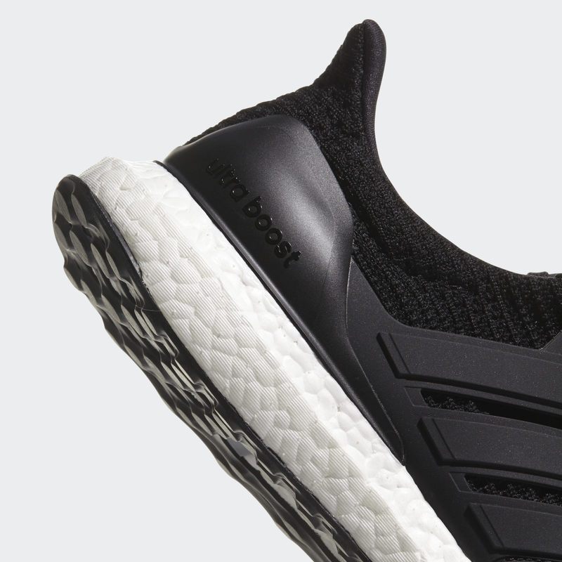 阿迪达斯ADIDAS Ultra boost 跑步鞋 BB6166