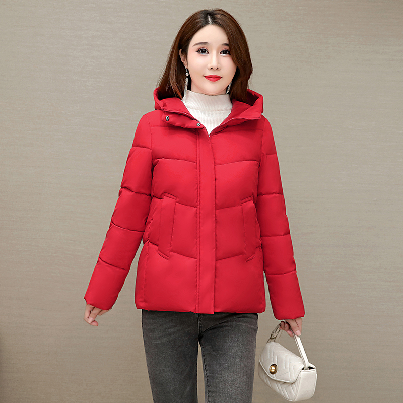 200斤特大码棉衣女短款加肥加大冬装羽绒棉服中老年妈妈连帽外套