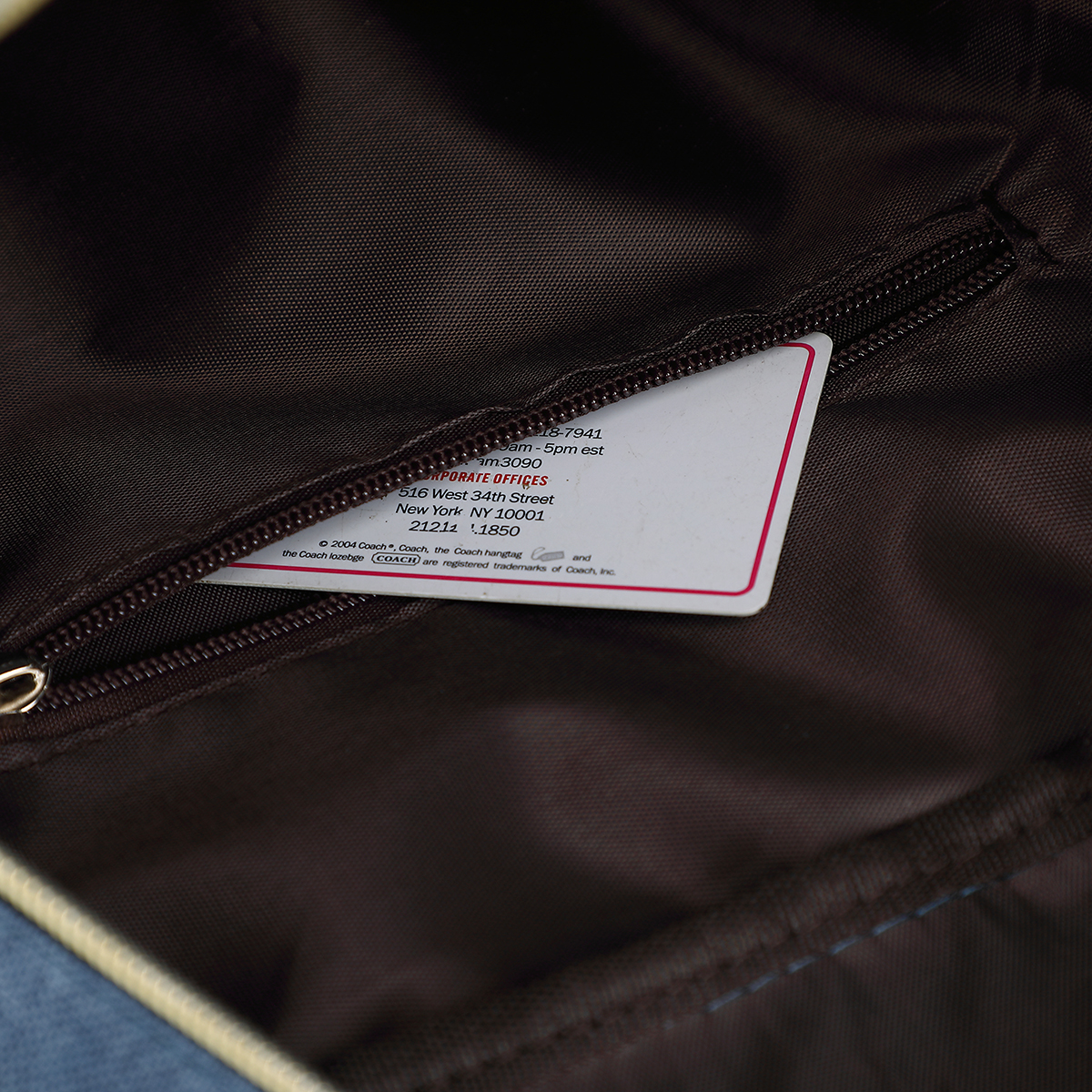 雯捷高端书包 WJ-B001 多功能商务旅行背包 防水耐磨轻便设计 大容量多隔层商务出行首选高清大图