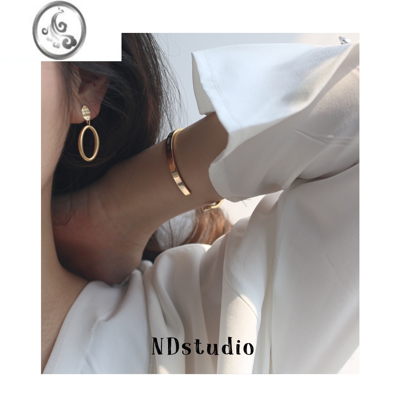 JiMiND<Darling>无耳洞入。极简哑光几何蚊香盘耳夹法式港风高级感高清大图