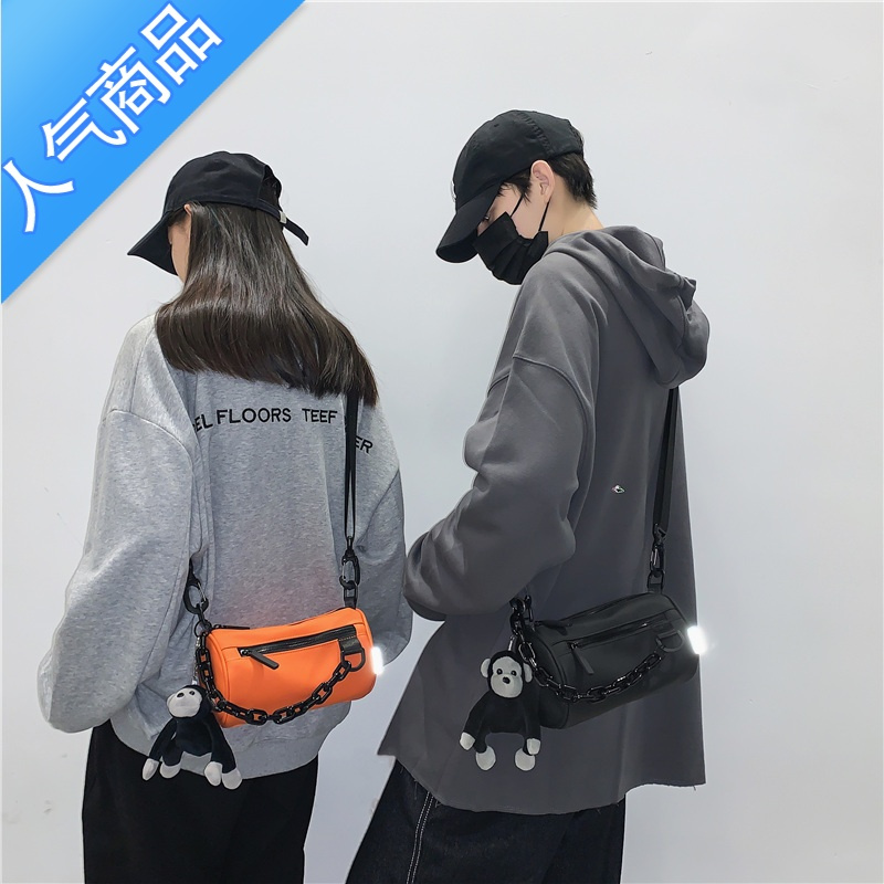 封后单肩包男ins潮酷小包时尚街头潮流青年休闲个性新款圆筒包斜挎包