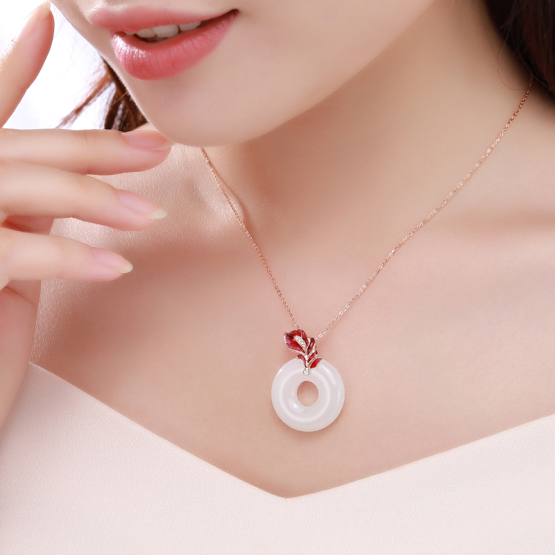 潮宏基玉叶18k金金镶玉吊坠女款彩金和田玉不含项链