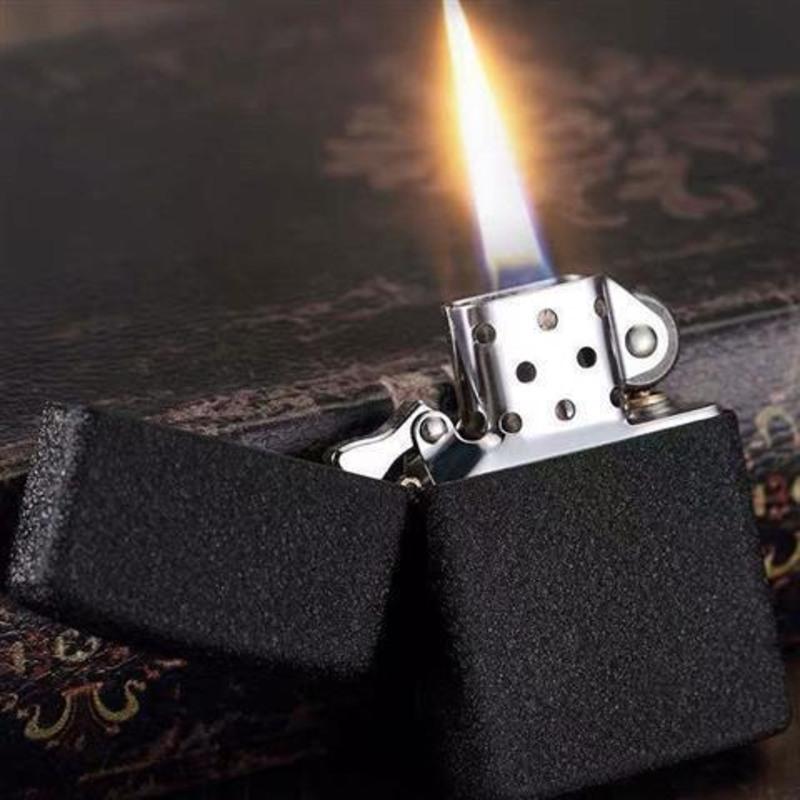 小丑打火机防风创意个性磨砂黑砂轮复古老式煤油火机潮国产送礼 磨砂黑光板 裸机(机内无煤油)