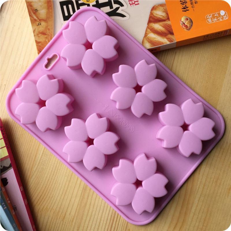 4连熊熊单个模具宝宝蒸糕模具米糕辅食模具发糕模可蒸耐高温卡通模具