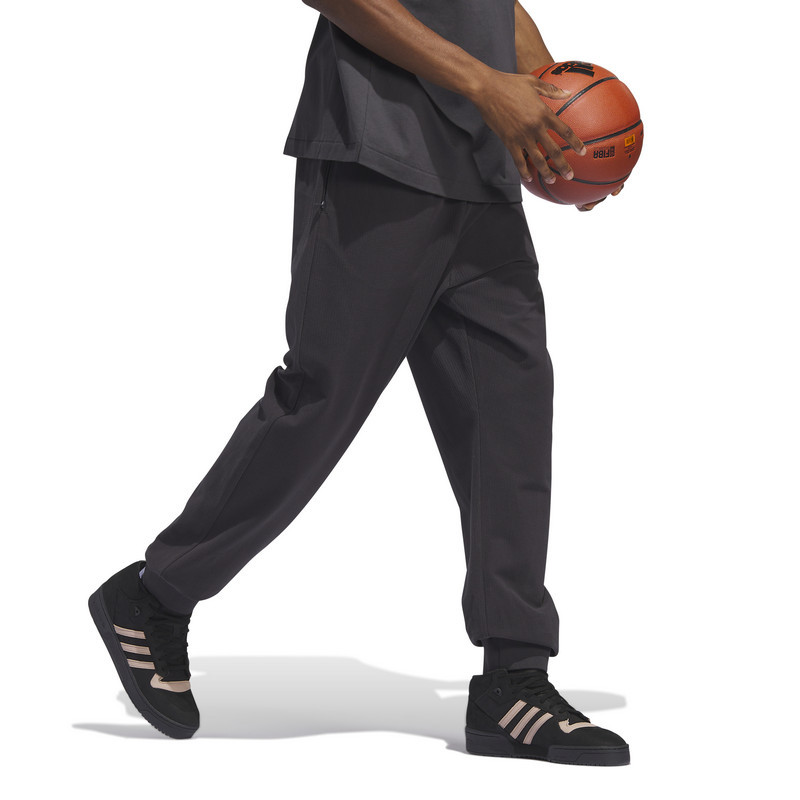Adidas/阿迪达斯三叶草2024 Chapter 01篮球运动休闲长裤 IT2474